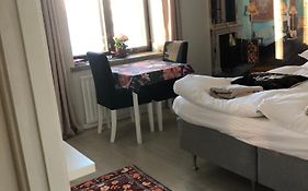 Studio In The City Center Free Private Parking
